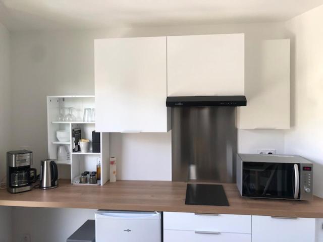 Rond Point Studio Cosy Et Central Avec Balcon Saint-Etienne  Exterior foto