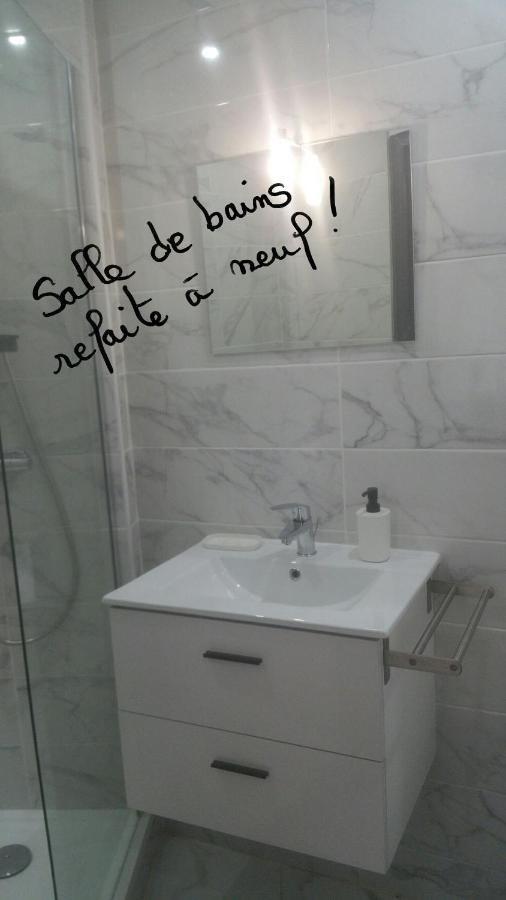 Rond Point Studio Cosy Et Central Avec Balcon Saint-Etienne  Exterior foto